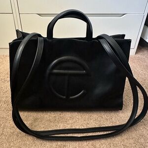 🖤Telfar🖤Meduim shopping bag✨